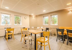 B&B HOTEL Calais Centre Saint-Pierre