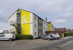 B&B HOTEL Calais Centre Saint-Pierre