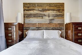 Destination Stays Griffintown Montreal