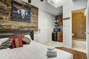 Destination Stays Griffintown Montreal