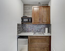 Destination Stays Griffintown Montreal