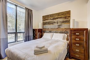 Destination Stays Griffintown Montreal