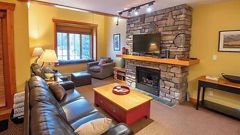 Pinnacle Ridge Chalets by Fernie Lodging