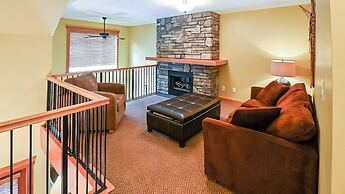 Pinnacle Ridge Chalets by Fernie Lodging