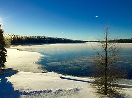 Spruce Forest Lakeside B&B