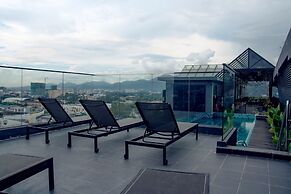 M Roof Hotel & Residences