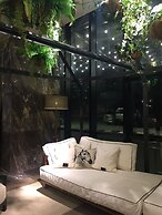 M Roof Hotel & Residences