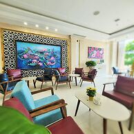 Alani Sea View Hotel