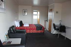 Kiwi Court Motel