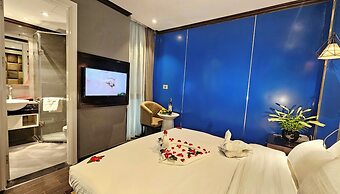 Hanoi La Storia Hotel