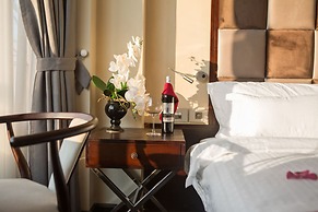 Hanoi La Storia Hotel