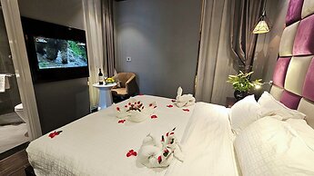 Hanoi La Storia Hotel