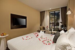 Hanoi La Storia Hotel