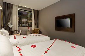 Hanoi La Storia Hotel