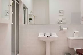 Metrostays - O'Connell Street 84-1