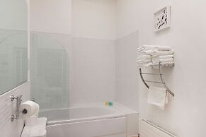 Metrostays - O'Connell Street 84-1