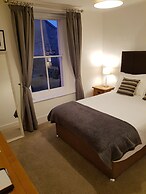 Ty Helyg Guest House