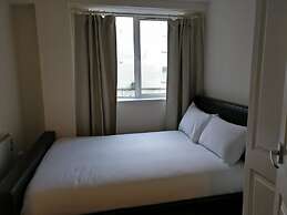 MetroStays - Antiques Quarter