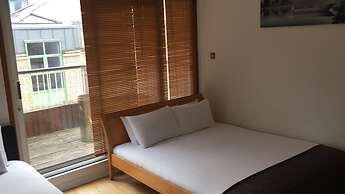 MetroStays - Stephen's Green 7-3