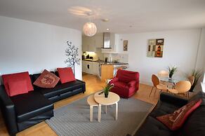 MetroStays - Stephen's Green 7-1