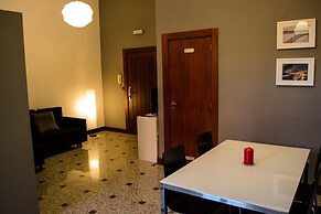 Low Cost Tourist Apts Palácio da Bolsa
