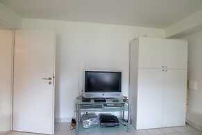Tolstov-Hotels Big Room Apartment
