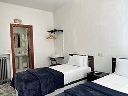 Hostal Palacios Fuencarral