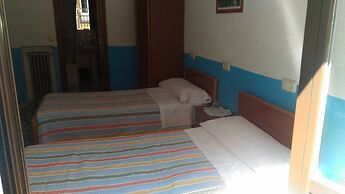 Hostal Palacios Fuencarral