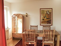 Tolstov-Hotels Great House