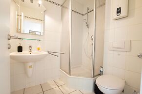 Tolstov-Hotels Great House