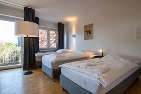 Tolstov-Hotels Great House