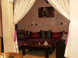 Riad Bab Tilila