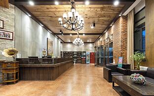 Nostalgia Hotel Zhangjiakou Victoria Sq