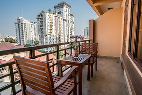 Hampton Hotel & Apartment