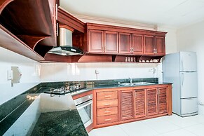 Hampton Hotel & Apartment