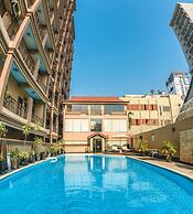 Hampton Hotel & Apartment