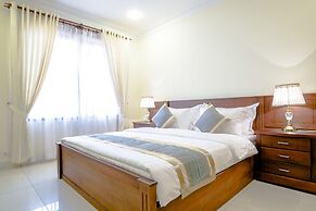 Hampton Hotel & Apartment