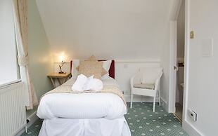 Ravenscourt Guest House