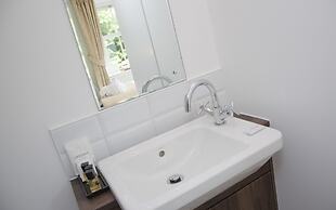 Ravenscourt Guest House