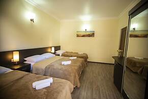 Hotel Chveni Ezo