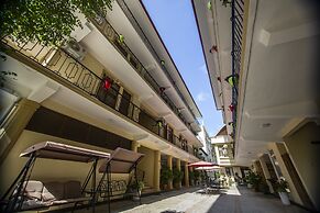 Hotel Chveni Ezo