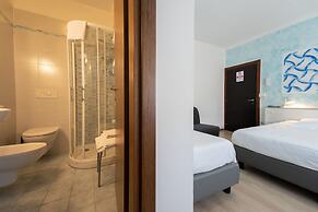 Hotel Benaco Bee Free