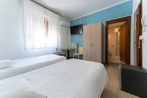 Hotel Benaco Bee Free