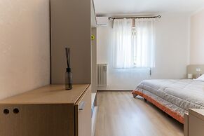 Hotel Benaco Bee Free