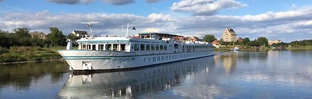 Hotelkabinenschiff Junker Jörg