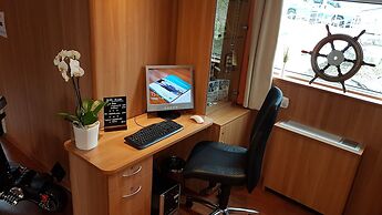 Hotelkabinenschiff Junker Jörg