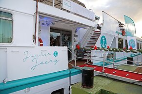 Hotelkabinenschiff Junker Jörg