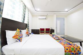 FabHotel Siri Inn Madhapur