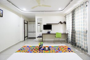 FabHotel Siri Inn Madhapur