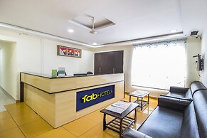 FabHotel Siri Inn Madhapur